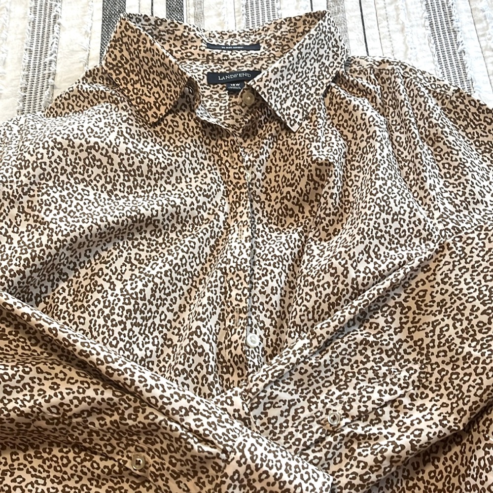 Lands’ End Woman’s Dress Shirt